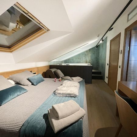 Hostal Restaurante Ibaisek Zudaire Екстер'єр фото
